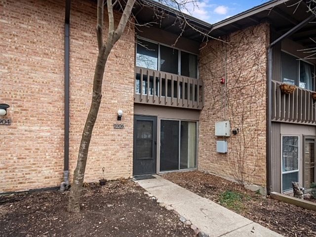 1st image of 5906 Meadow Dr
