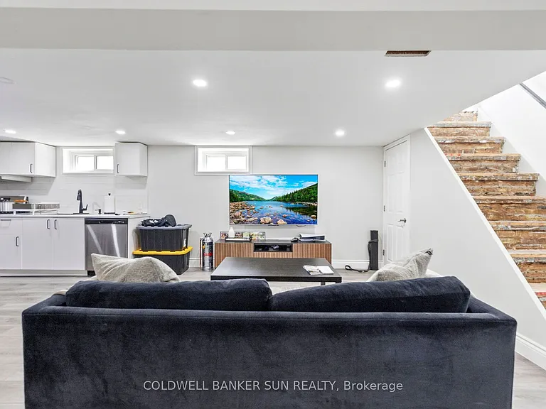 20 Maple Ln #BASEMENT — Photo 7