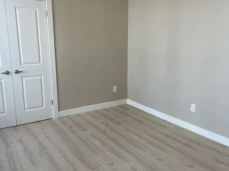 145 Dupont St #1 — Photo 6