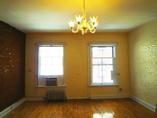 Rented by Friedman Roth Realty | media 7