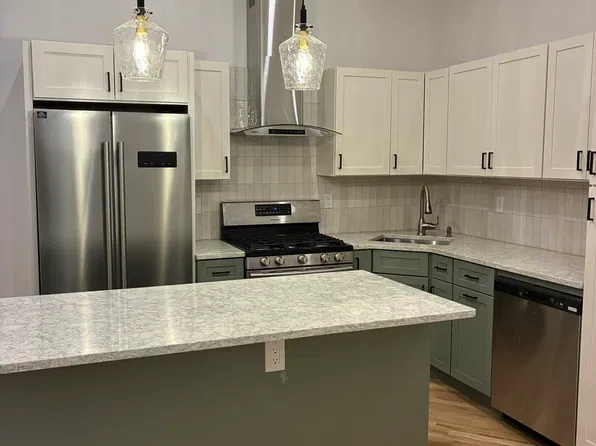 46 Weirfield Street image 1 of 19