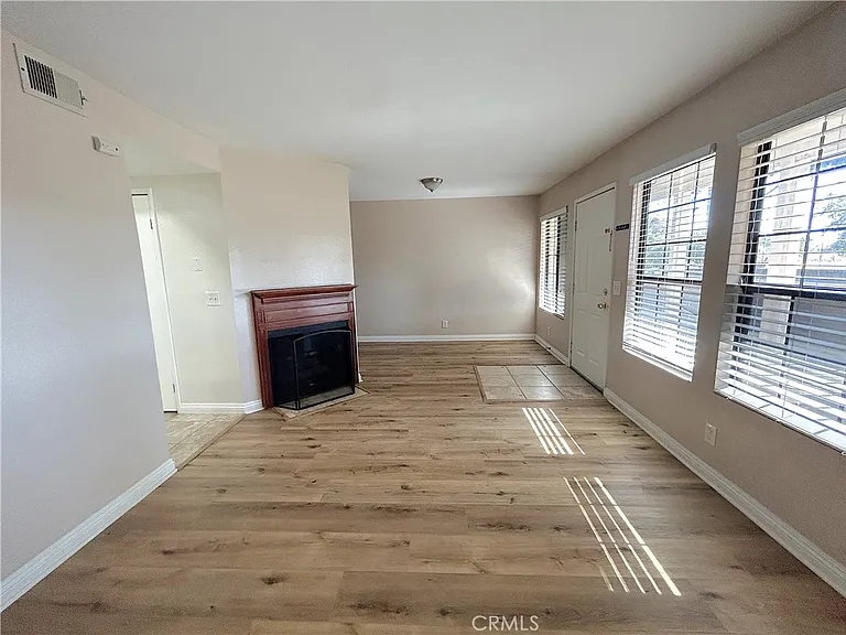 8167 Vineyard Ave — Photo 7