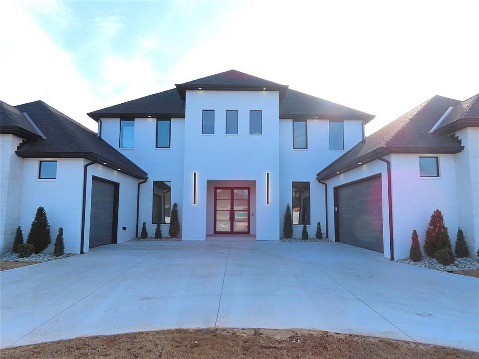 2nd image of 15008 Annecy Blvd