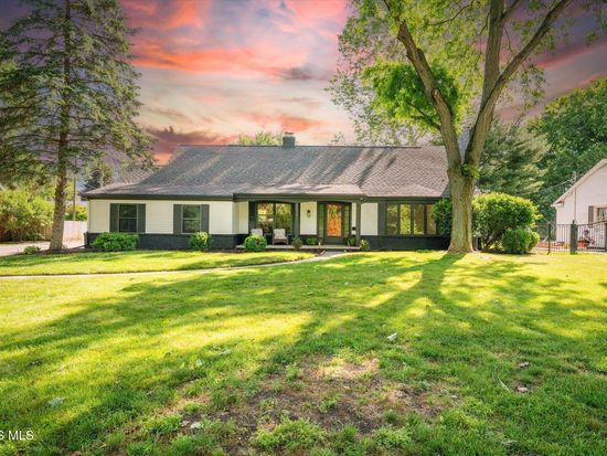 3634 Corey Rd, Toledo, OH 43615