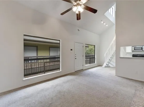 908 Poplar St, Austin, TX 78705
