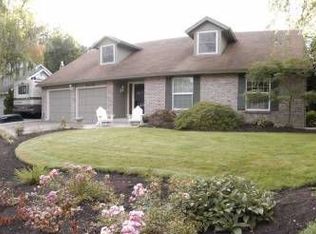 2436 SE Clover Ct, Hillsboro, OR 97123