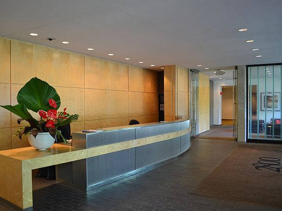 3rd image of 2800 N Lake Shore Dr APT 1307