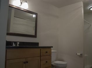 2357 Sunny Ln APT L, Suamico, WI 54313