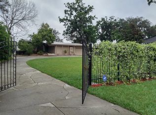 1434 River Bluff Rd N, Jacksonville, FL 32211