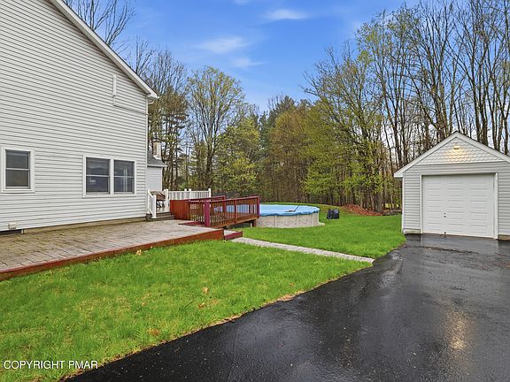 3rd image of 127 Georganna Dr