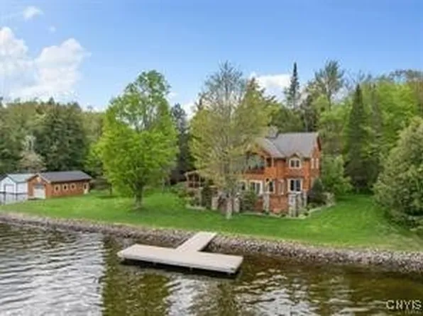 106 Kenmore Rd, Old Forge, NY 13420