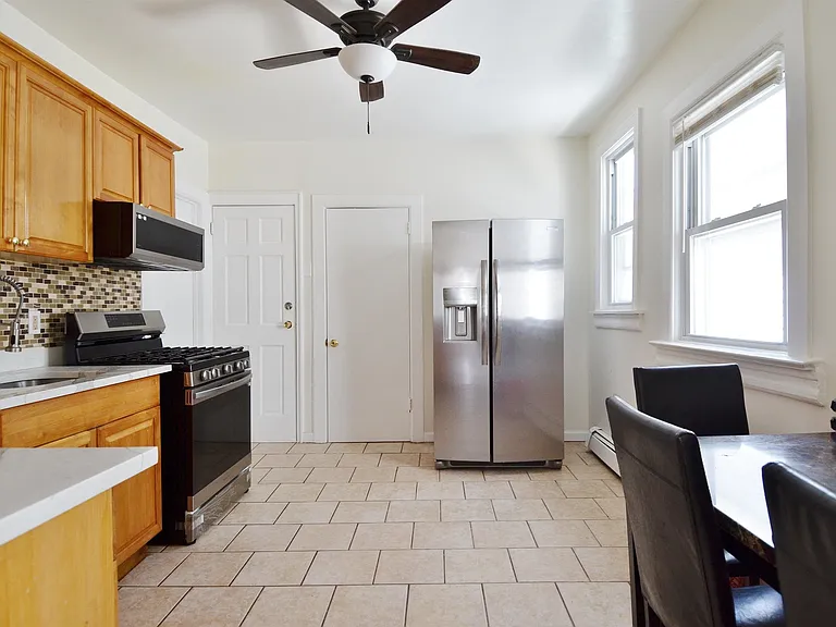 135 Lord Ave #2 — Photo 14