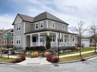 10812 S Fern Ridge Dr, South Jordan, UT 84095