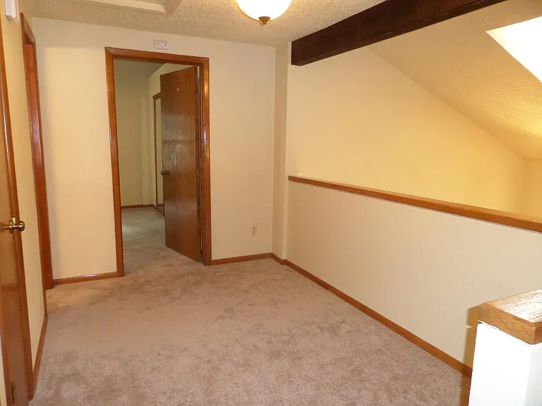 8135 Avens Cir — Photo 9