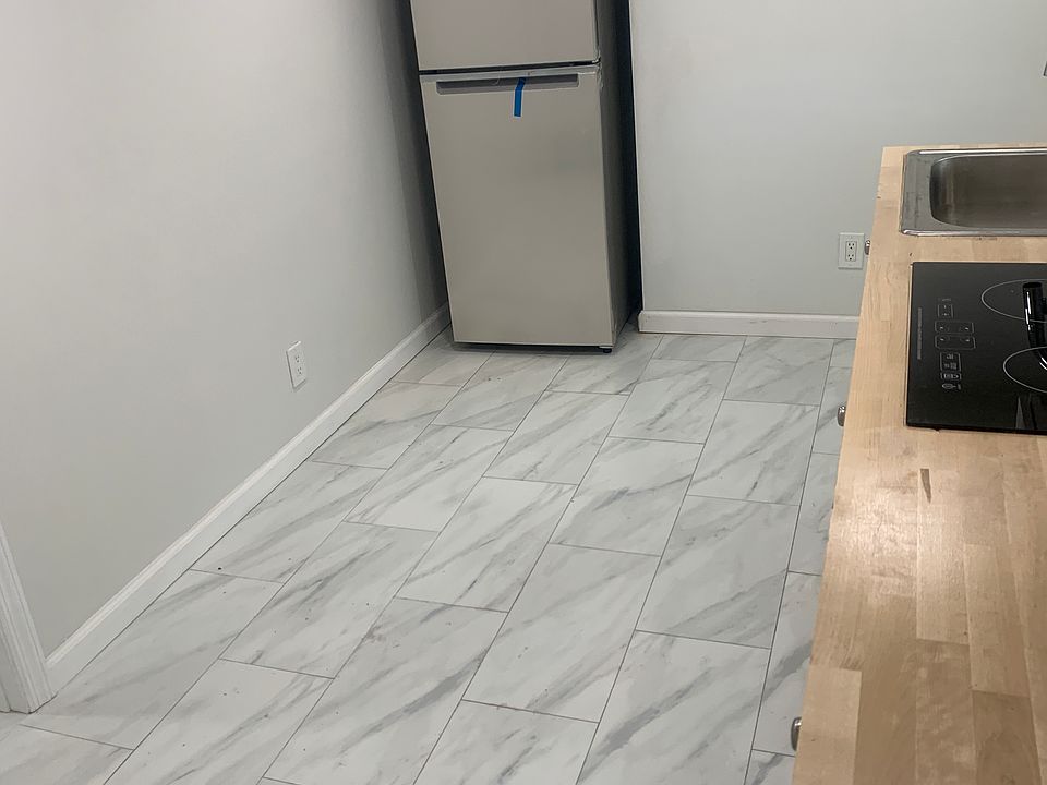 1st image of 1000 Hendrickson Ave