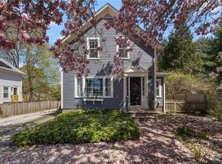 19 Prospect Ave, South Kingstown, RI 02879