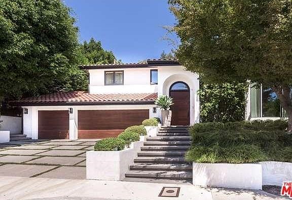 2nd image of 9684 Wendover Dr
