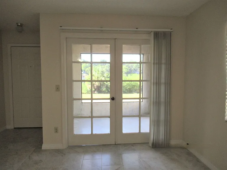 127 Sunnyside Dr — Photo 5