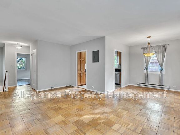 5th image of 1012 Valley Dr