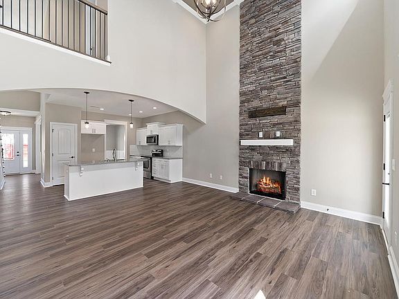 2nd image of 317 Summerfield Lot 317