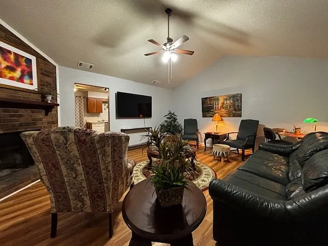 120 Harmon Creek Dr — Photo 4