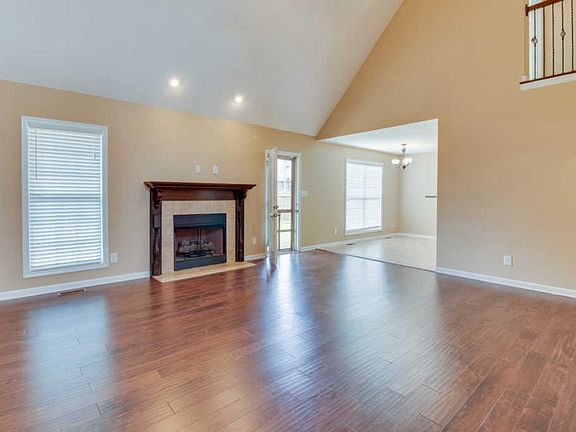 5th image of 3473 Sikorsky Ln
