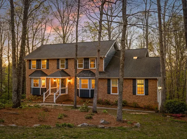 5 Fireside Way, Signal Mountain, TN 37377