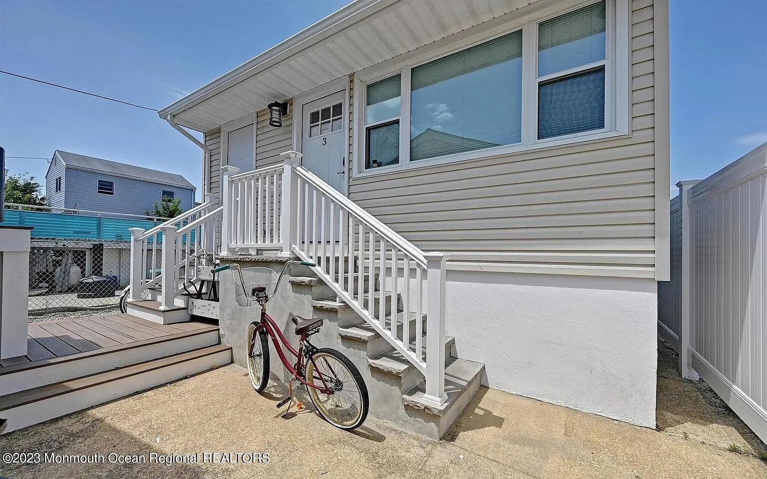 240 Sherman Avenue photo 1