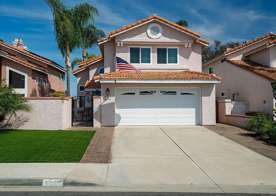 1st image of 3258 San Helena Dr