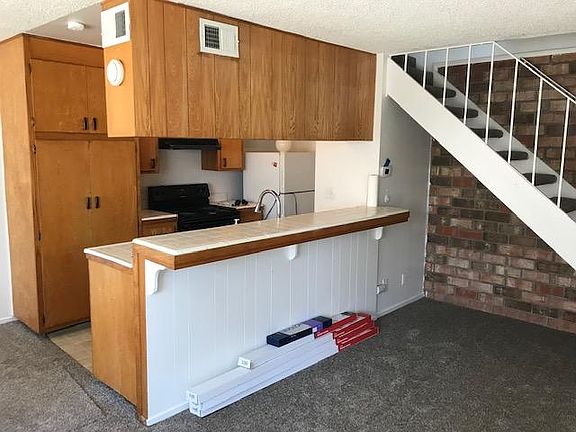 3rd image of 9021 Casals St APT 3