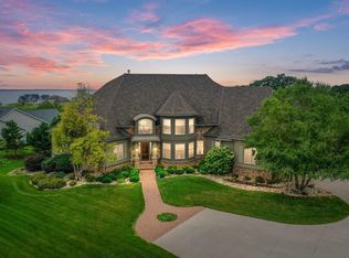 5947 Valentine Dr, Winneconne, WI 54986