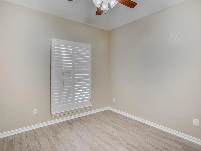 4513 Rock Creek Ln — Photo 21