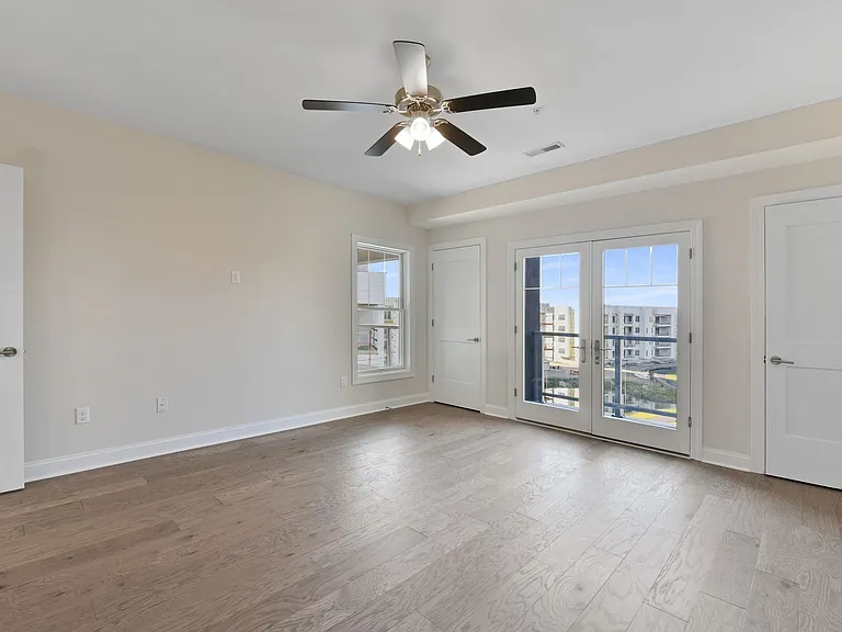 5233 Highpointe Lakes Dr #401 — Photo 44