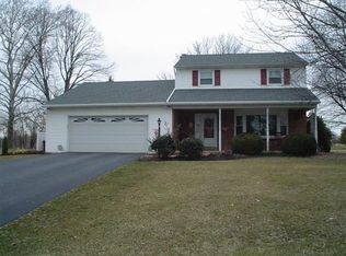 305 W Hillcrest Ave, Strasburg, PA 17579