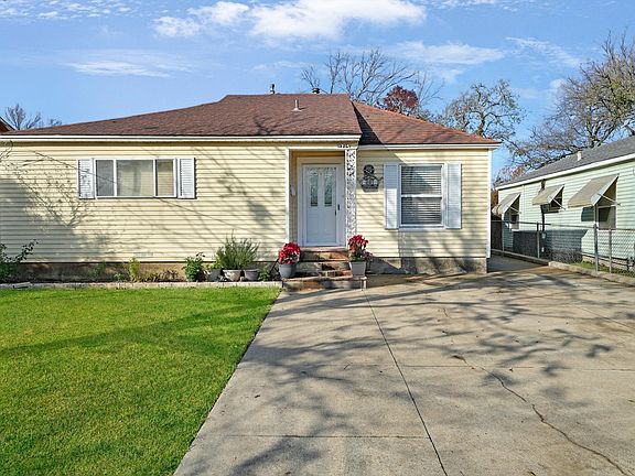 3rd image of 1215 Tarpley Ave