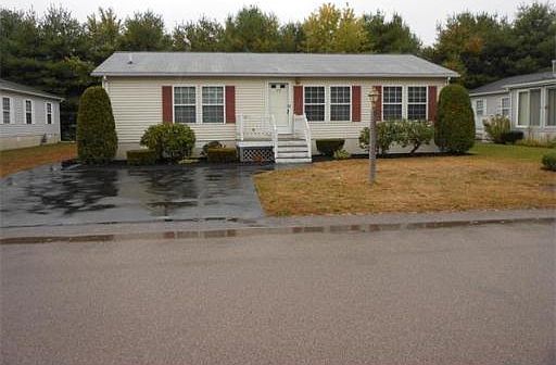1st image of 23 Fieldwood Dr