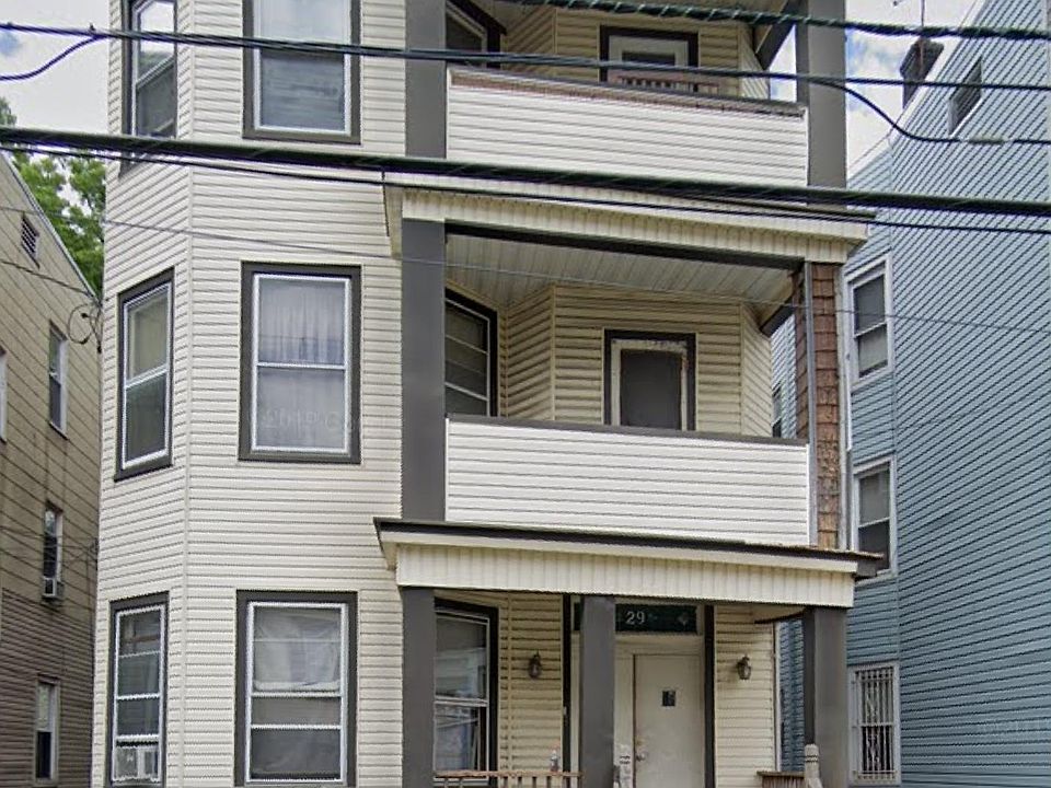 1st image of 29 Norwood St
