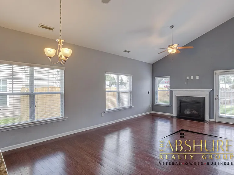 535 Smithridge Way — Photo 13