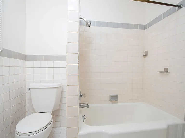 2306 Union St — Photo 14