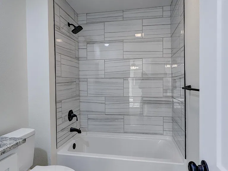 2907 S Jackson Ave — Photo 14