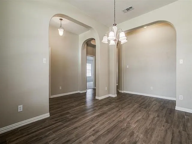 10272 Bancroft Ln — Photo 5