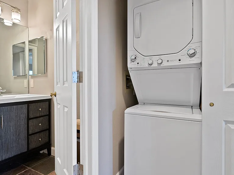 2727 Folsom St #1-227-1 — Photo 22