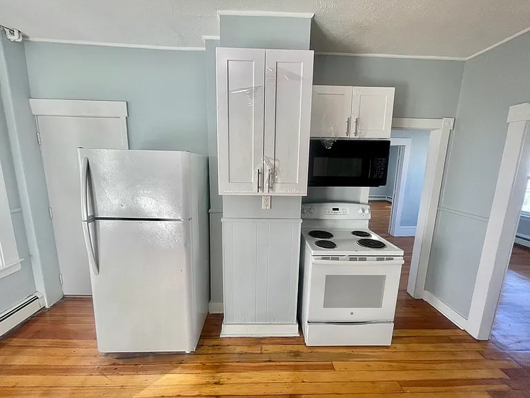 255 Jefferson Ave #2 — Photo 3