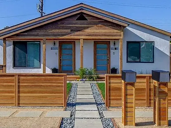 1927 Church St, Costa Mesa, CA 92627