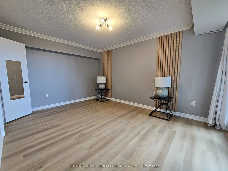 3100 Kirwin Ave #1007 — Photo 8