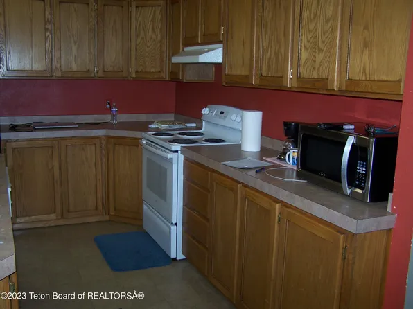 430 N Maybell Ave, Pinedale, WY 82941