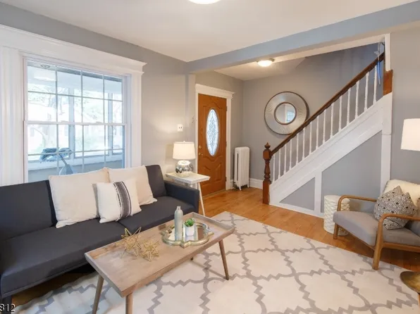 56 Prospect St, Bloomfield, NJ 07003