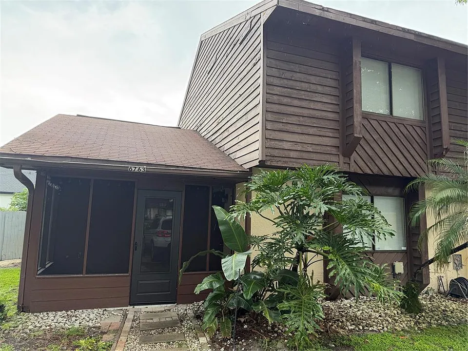 6763 Magnolia Pointe Cir