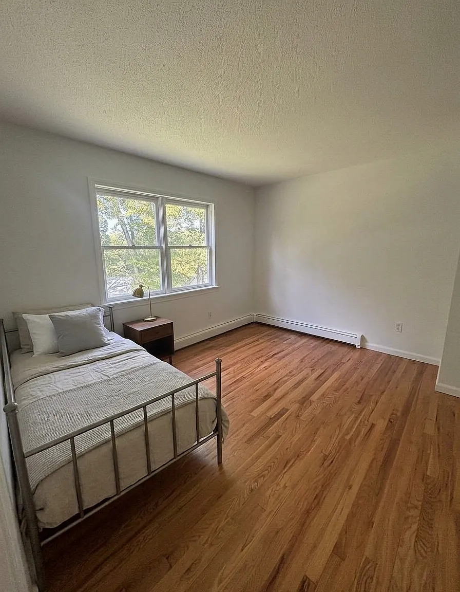 Bright 2-Bed Apartment With Hardwood Floors in Moodus, CT — Photo 2