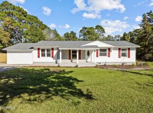 126 English St, Newport, NC 28570